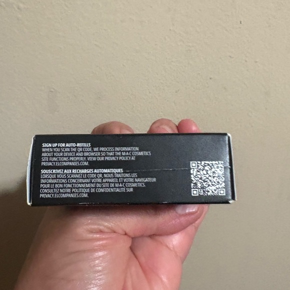 MAC Studio Fix Powder Plus Foundation in C45 - Picture 13 of 15